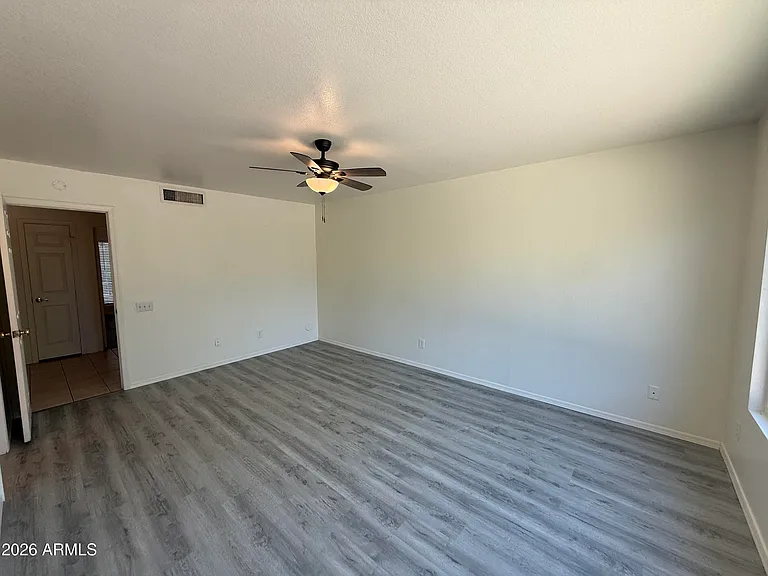 505 W Sereno Dr — Photo 18