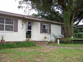 1st image of 605 Orby St