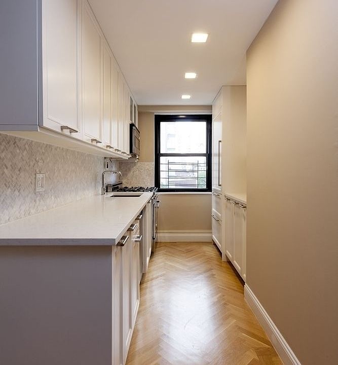 1st image of 305 E 86th St APT 20GW