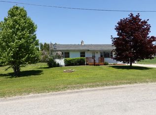 1044 Borden Dr, Gaylord, MI 49735