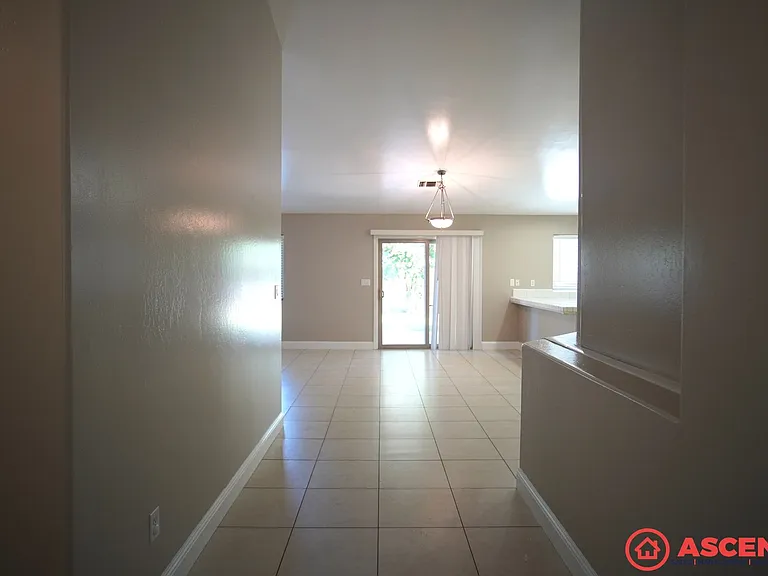 12708 Beechfield Dr — Photo 3