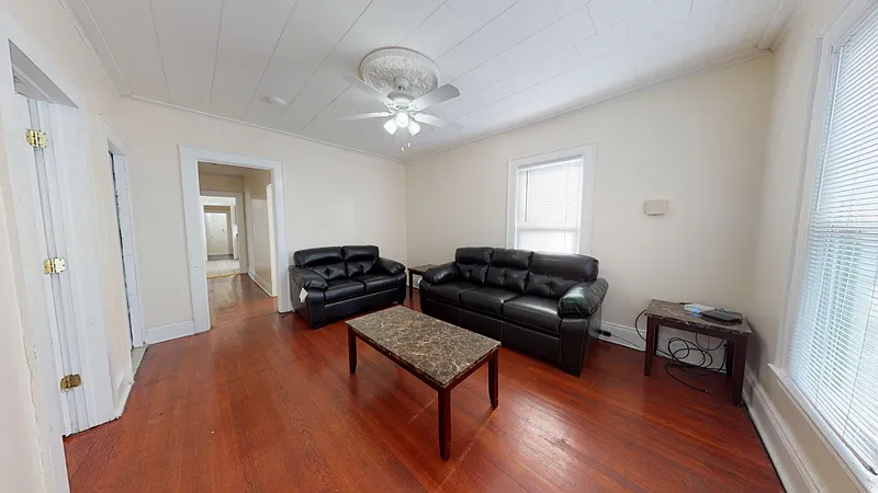 1318 Madison - 1 — Photo 3