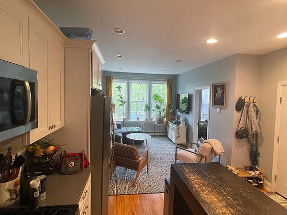3rd image of 249 Lexington Ave Unit 2