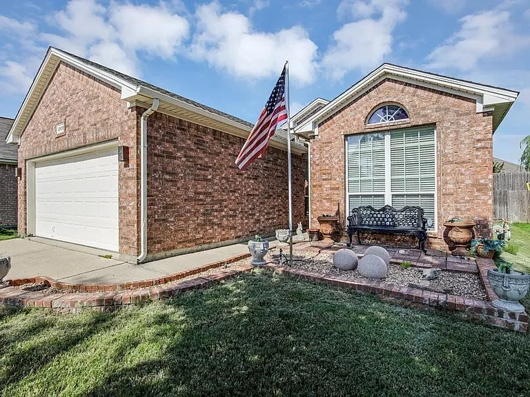 12608 Clarksburg Trl — Photo 11