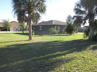220 S 6th St, Eagle Lake, FL 33839