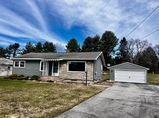 668 Elliott Dr, Manistee, MI 49660