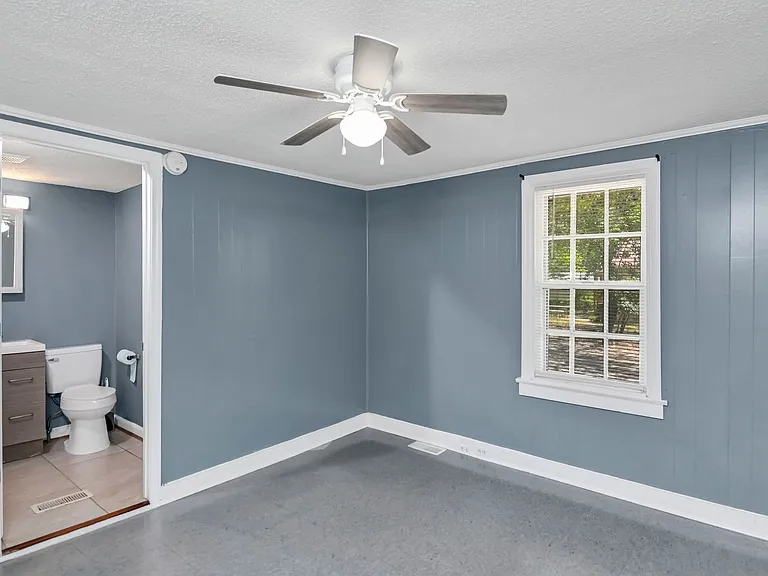 1330 Kingston Rd — Photo 16