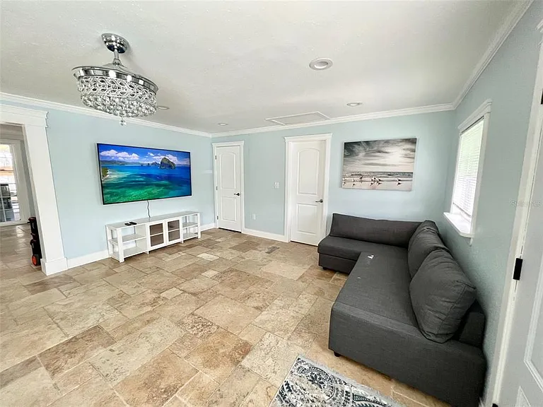 2963 Bahia Vista St — Photo 3