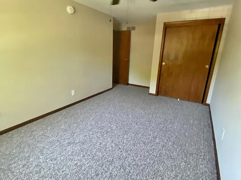 435 Baker Dr #B — Photo 17
