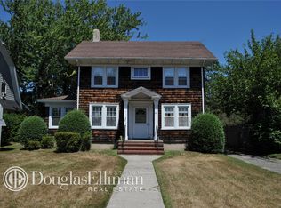 47 Roe Blvd, Patchogue, NY 11772