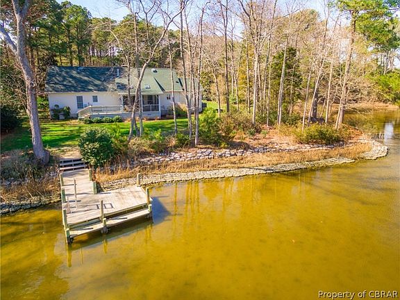 4th image of 105 Heron Cove Ln