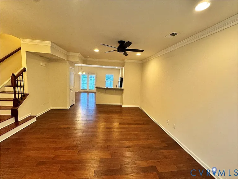 4407 Glasgow Rd — Photo 6