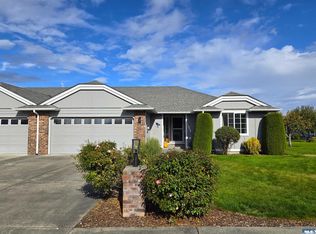 40 Heron Way, Sequim, WA 98382