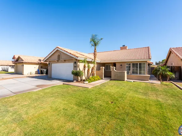 2471 Vine St, El Centro, CA 92243