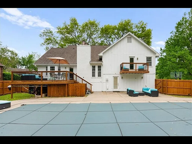 8010 W 98th Ter — Photo 12