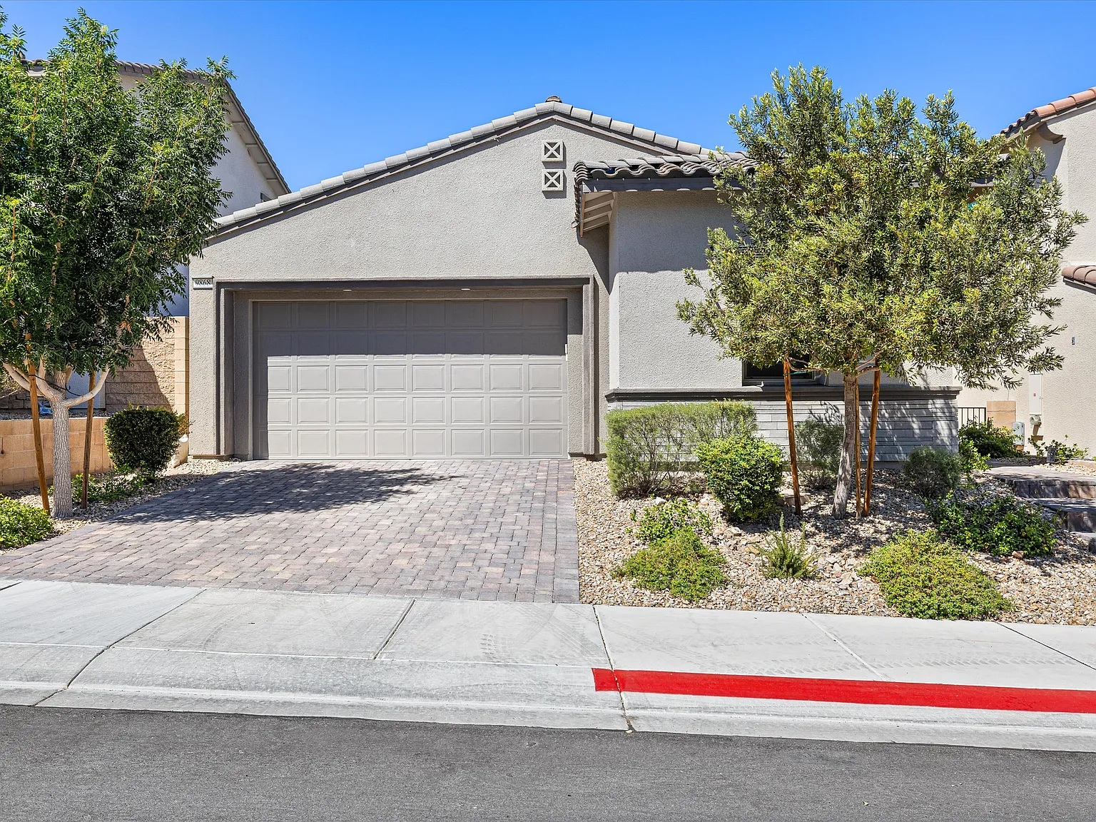 3 bed, 1717 sqft, $2,800 — Photo 2