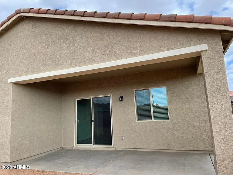 249 W Tropical Dr — Photo 4