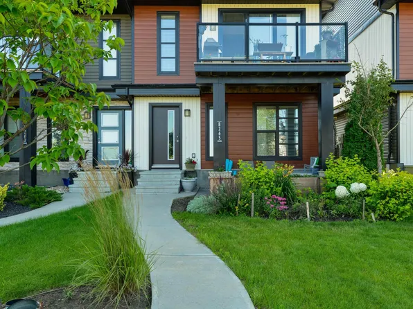 8265 Chappelle Way SW, Edmonton, AB T6W 3Y8