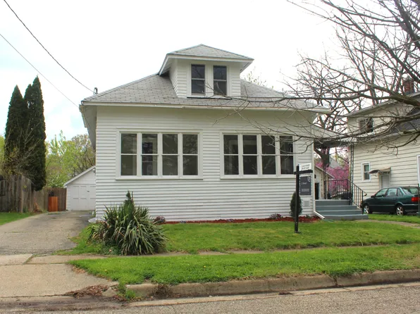 2218 Logan Ave, Kalamazoo, MI 49008