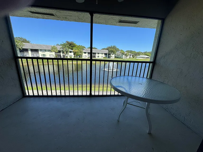 801 Sabal Ridge Cir #H — Photo 39