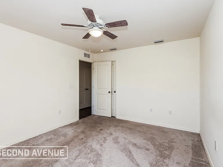 3301 65th St W — Photo 10