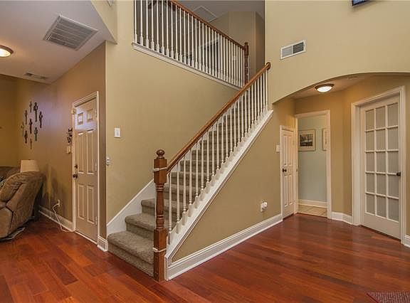 3rd image of 2025 Camelot Dr