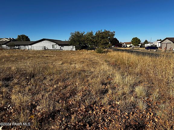 3rd image of 2770 N Starlight Dr