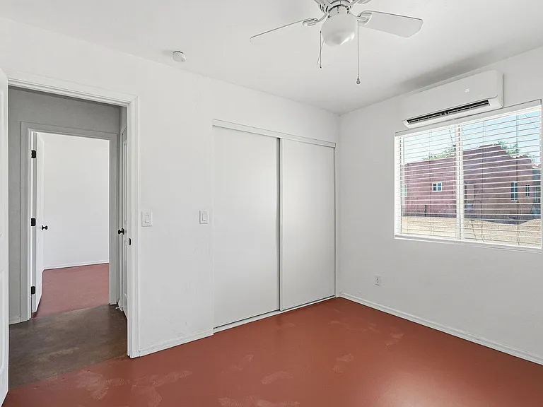 1226 E. Elm St. — Photo 8