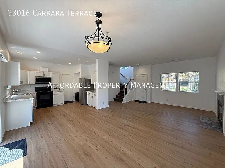 33016 Carrara Ter — Photo 5