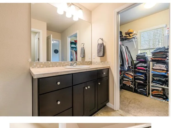17230 SW 120th Pl, King City, OR 97224