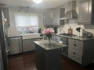 22 Kathleen Dr, Warren, RI 02885