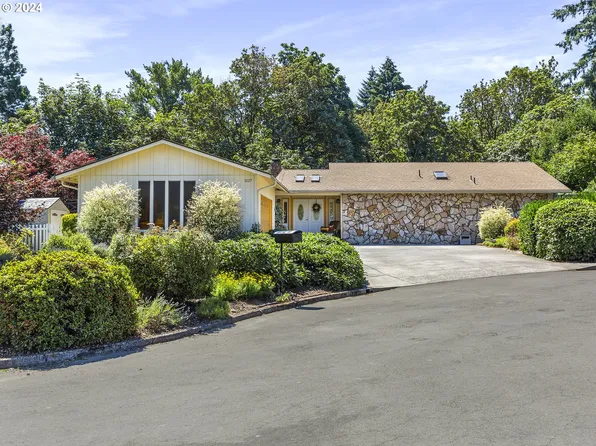 1127 NE 126th Loop, Vancouver, WA 98685