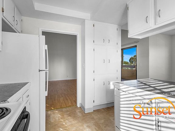 2nd image of 1672 Emerald St APT 2
