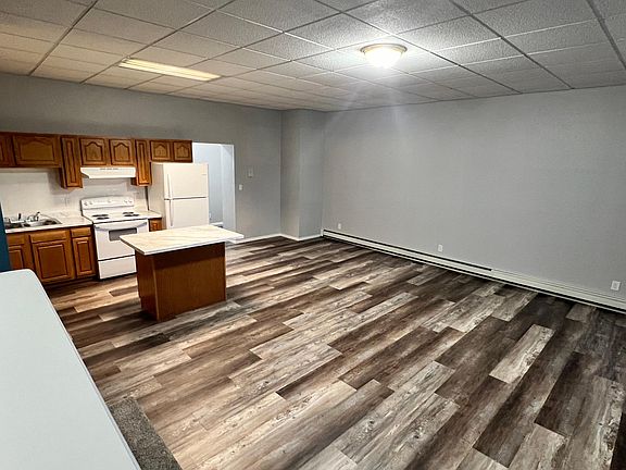 4th image of 125 2nd Ave W APT 3D