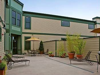 5th image of 1425 NE 61st Ave APT 208