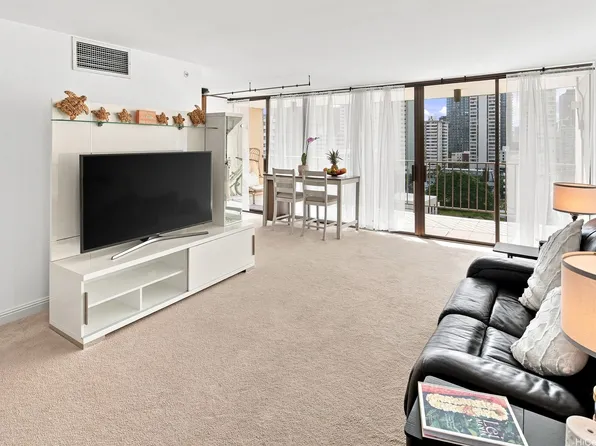 250 Ohua Ave APT 9C, Honolulu, HI 96815