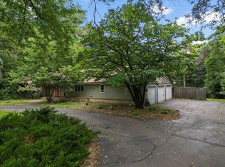 75 Birch Bluff Rd, Tonka Bay, MN 55331