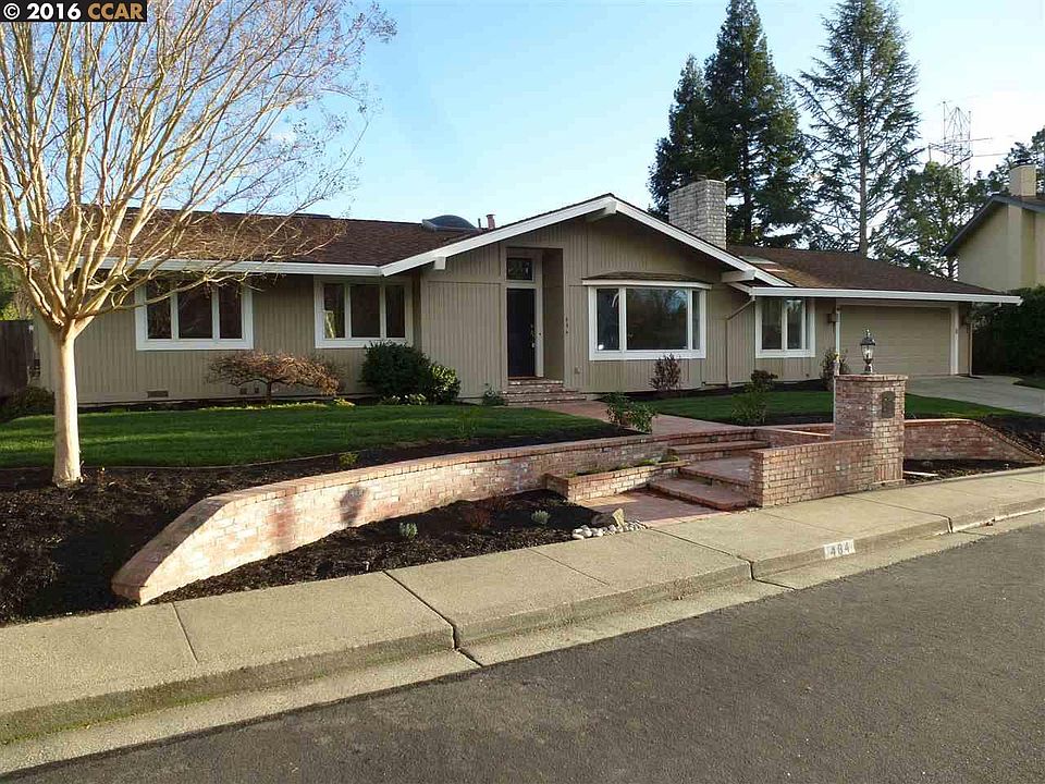 1st image of 484 Kingsford Dr