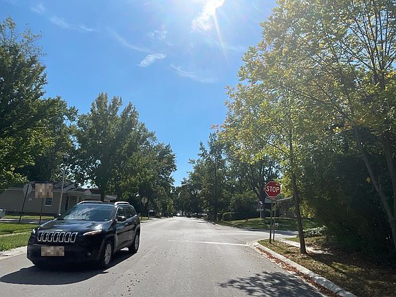 4th image of 28 Cedar Dr
