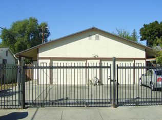 5950 Clover Manor Way, Sacramento, CA 95824