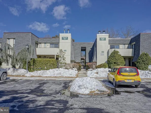 25 S Church Rd Unit 128, Maple Shade, NJ 08052