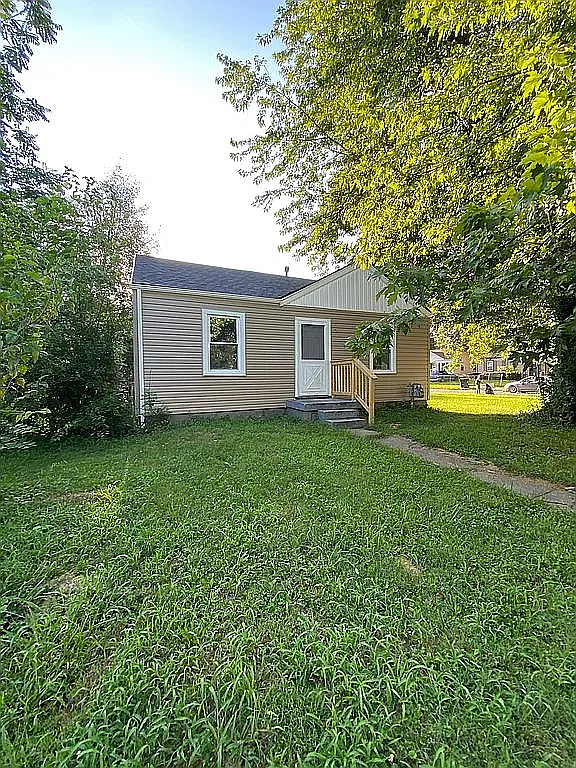 2 bed, 780 sqft, $980 — Photo 1