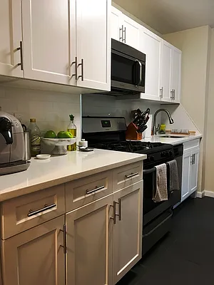 Rented by Prime Realty | media 51