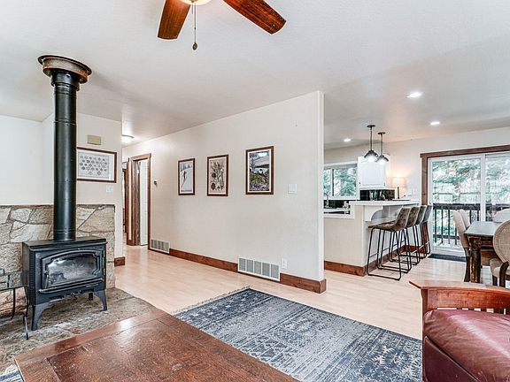 5th image of 11495 Saint Bernard Dr