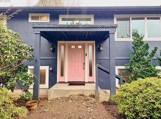 10050 NW Brady Ln, Portland, OR