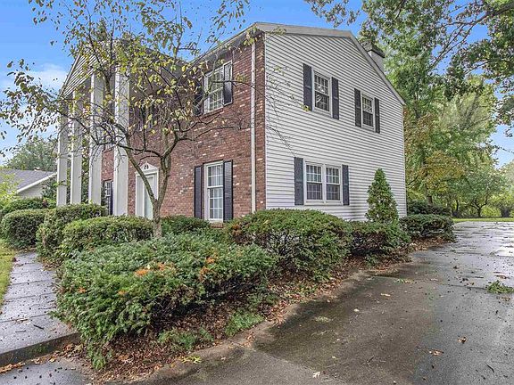 3rd image of 17518 Arbor Dr