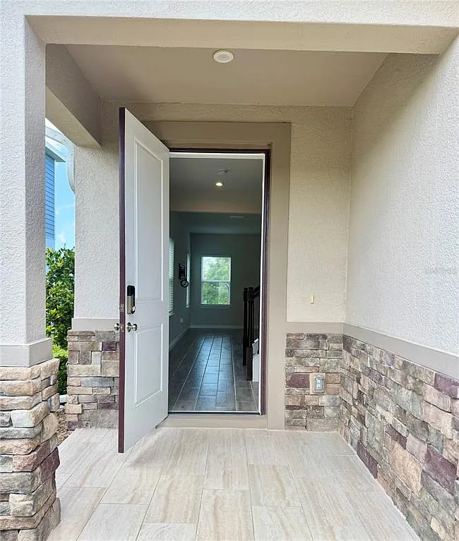 3 bed, 2.5 bath, 1846 sqft, $2,900 — Photo 4