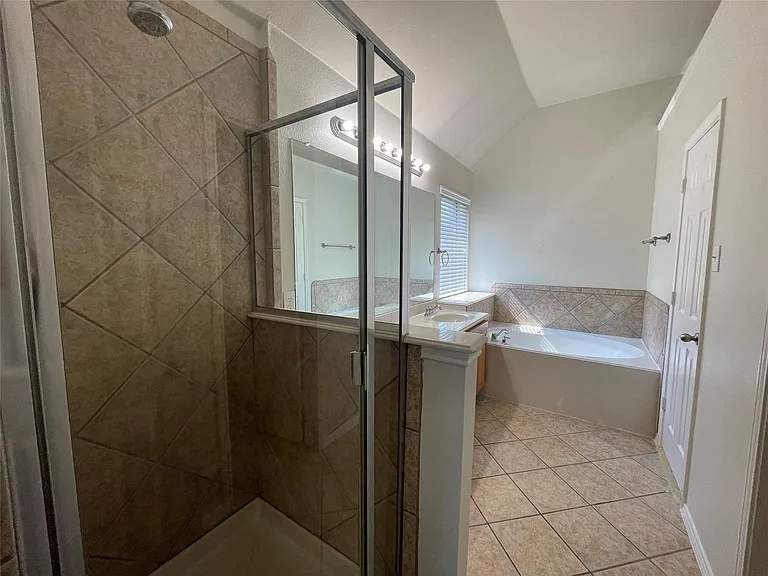 11920 Brownwood Dr — Photo 18