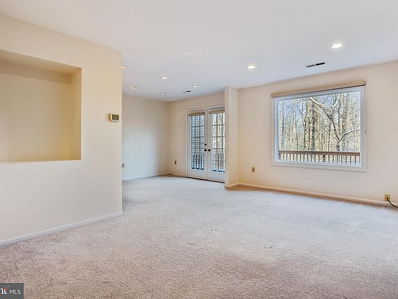 4th image of 7721 Heatherton Ln