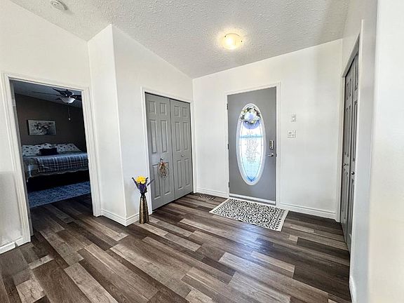 5th image of 25 Keystone Pl